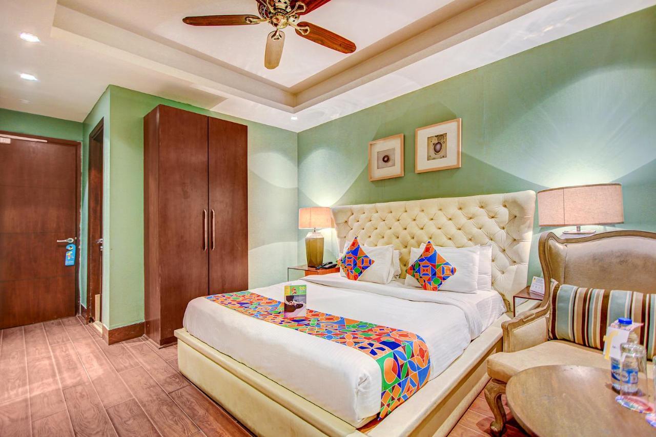 Fabhotel Cotts Villa Vasant Kunj New Delhi Exterior photo
